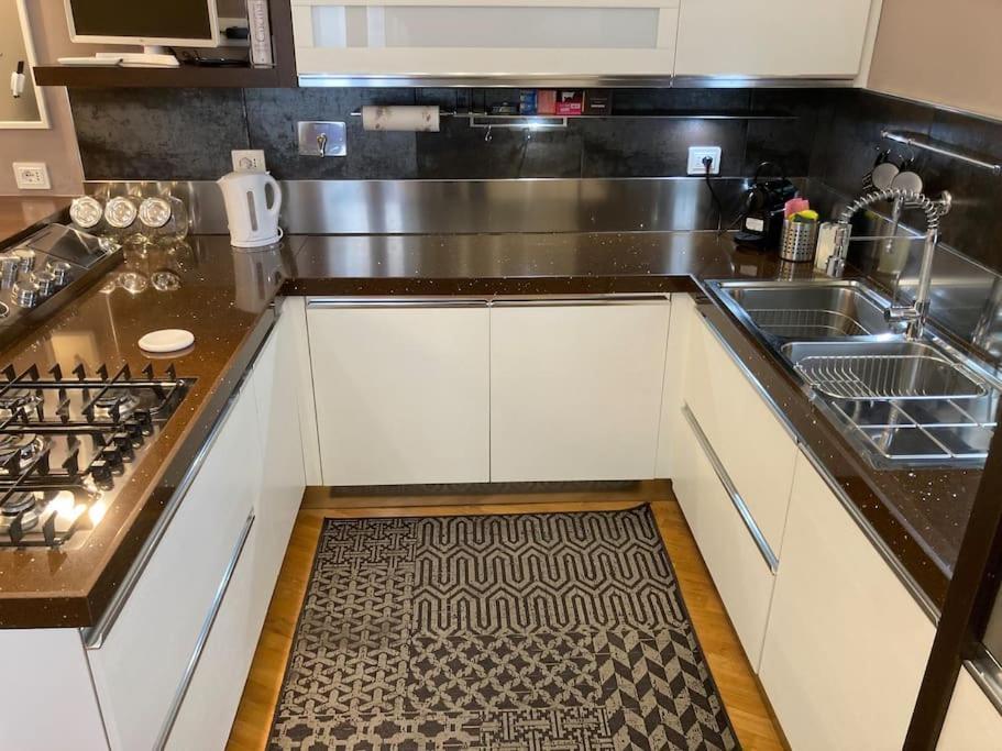 Thesan Lodge, Chic & Modern Design Apartment Гроссето Екстер'єр фото